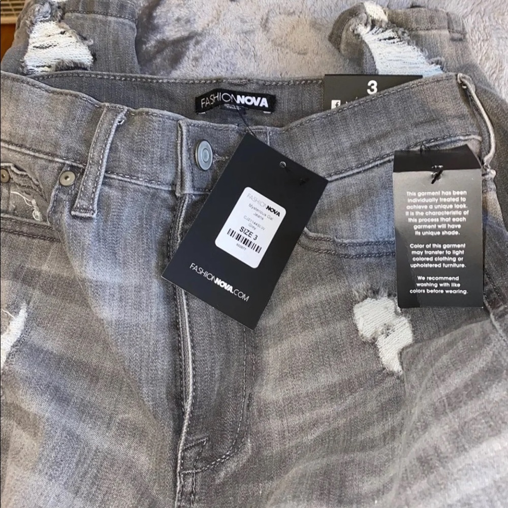 Mysterious Gal Jeans